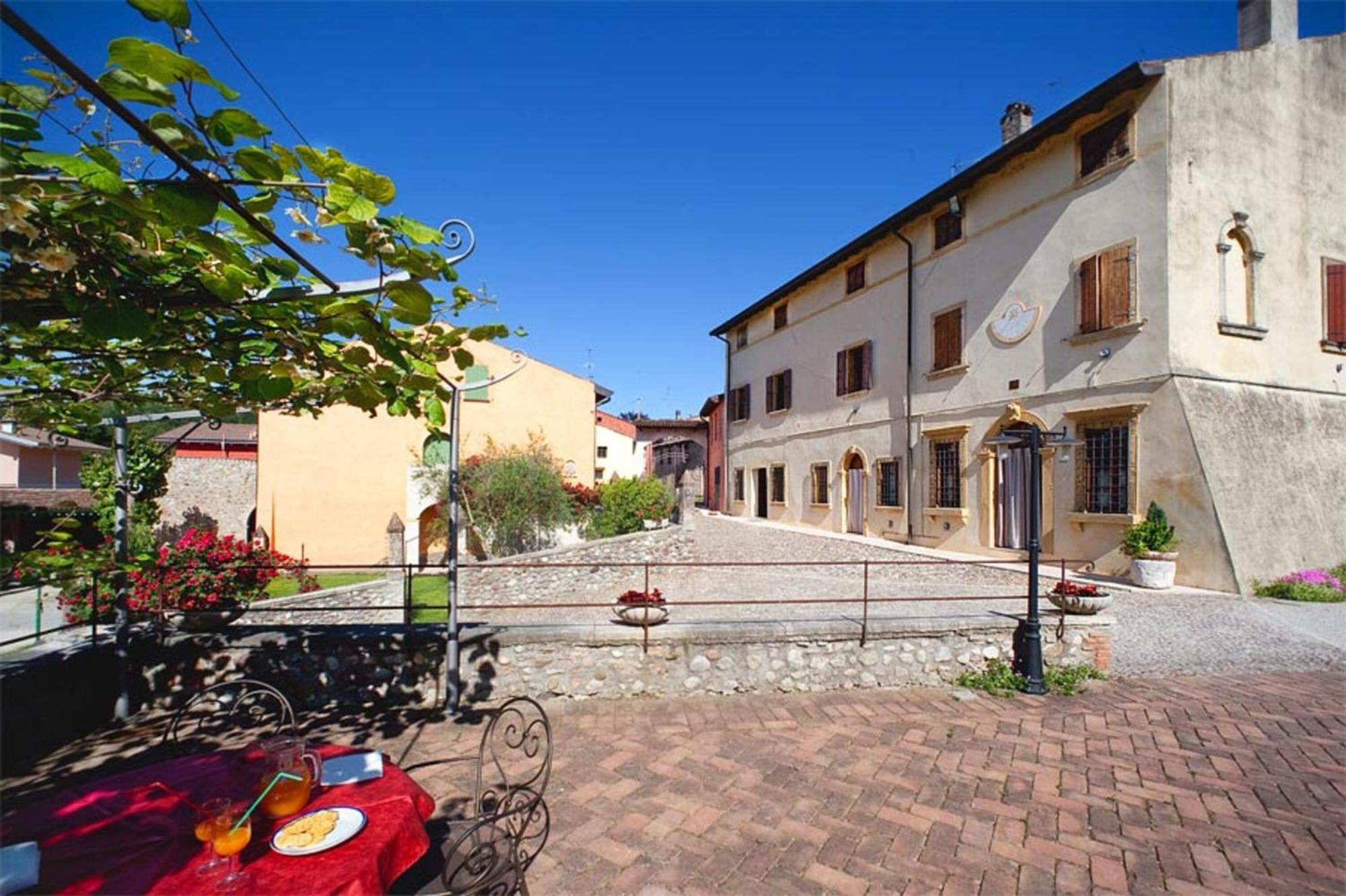 New Agriturismo Corte Olfino Монцамбано Экстерьер фото