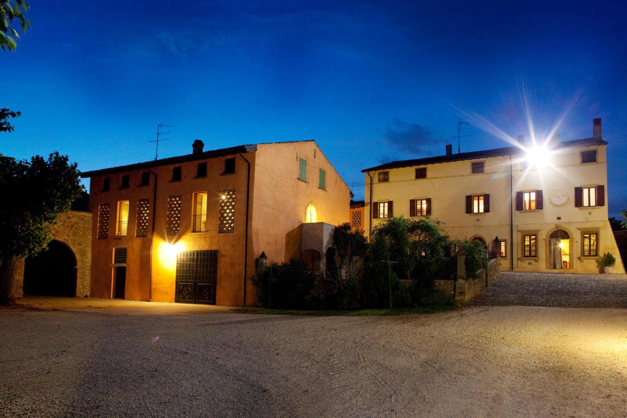 New Agriturismo Corte Olfino Монцамбано Экстерьер фото