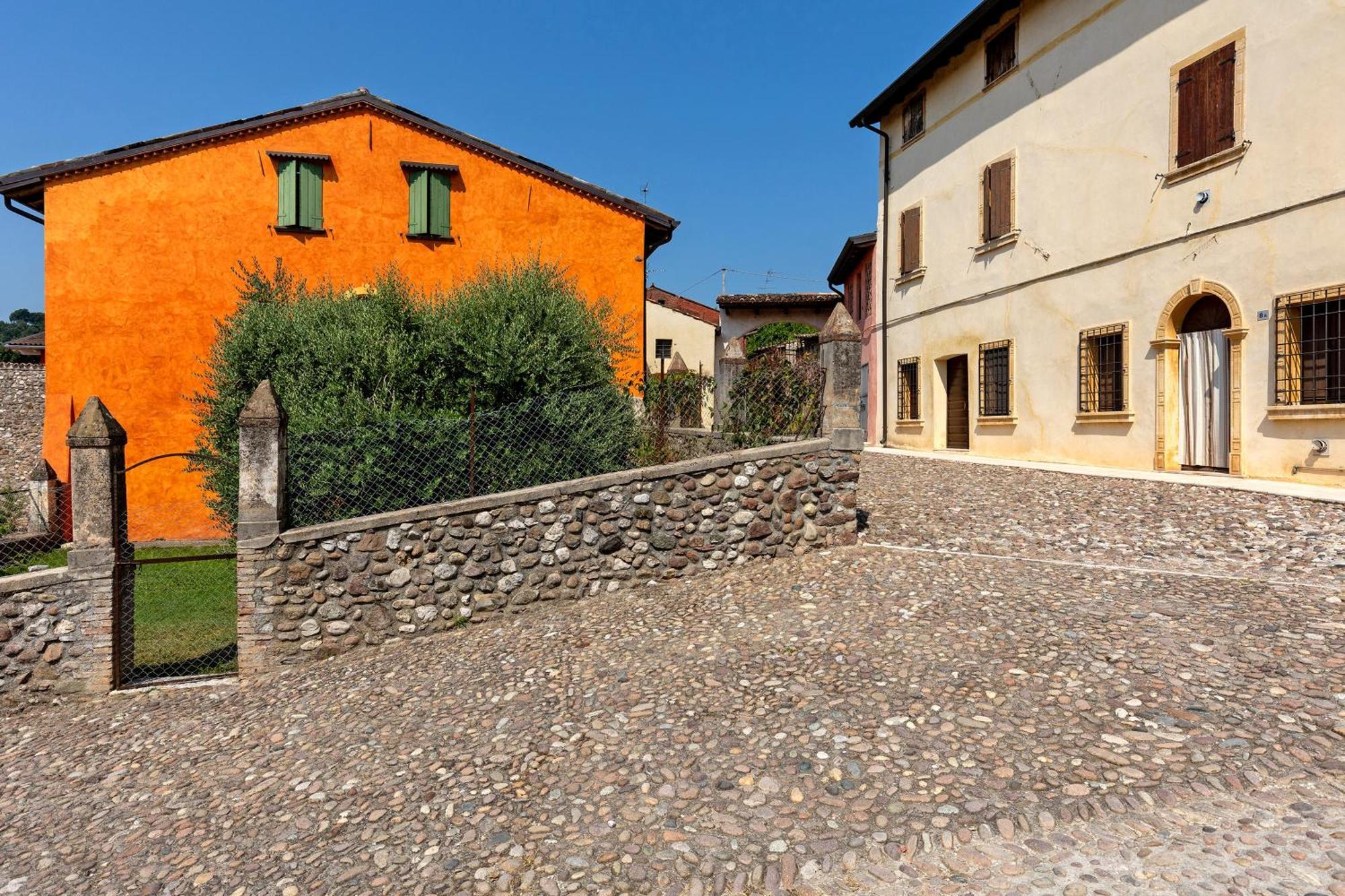 New Agriturismo Corte Olfino Монцамбано Экстерьер фото